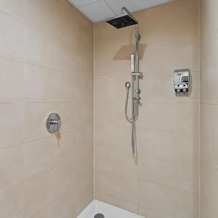 Fantastic In Samara Rdr458 Μαρμπέλλα