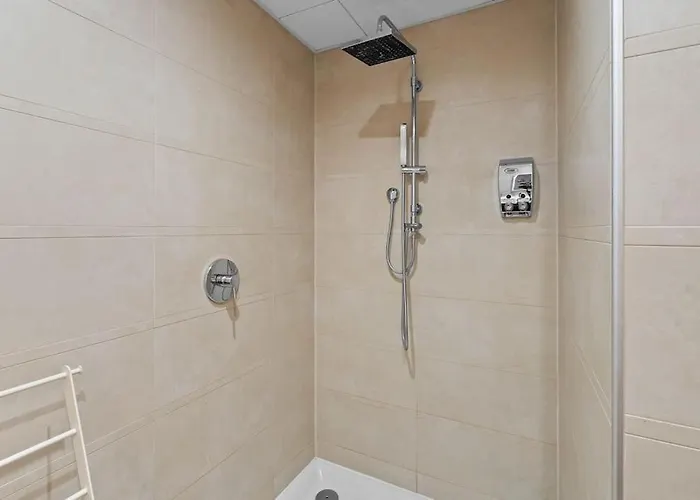 Fantastic In Samara Rdr458 Marbella